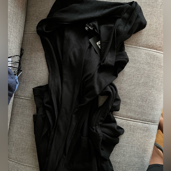 Long Sweater Style Jacket - Picture 2 of 3